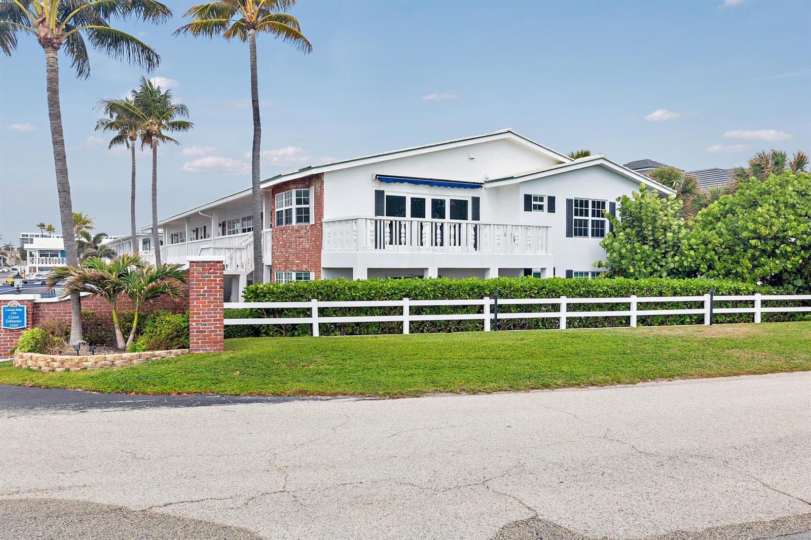 5505 N Ocean Boulevard 15-204 photo 2