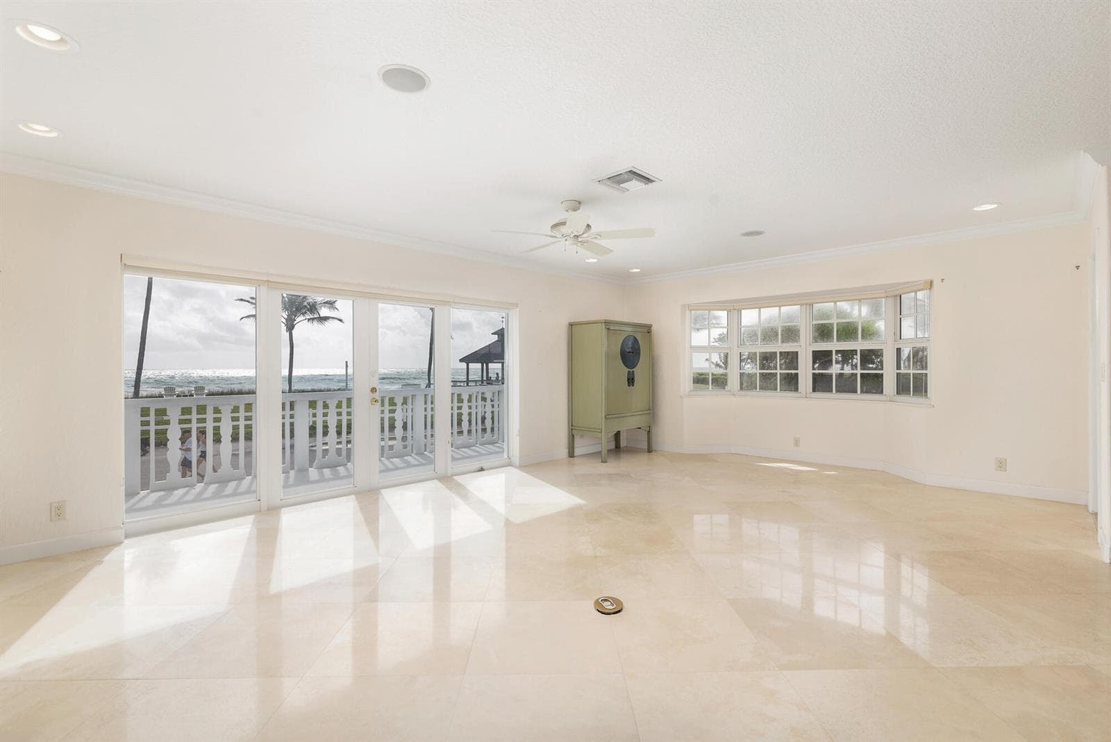 5505 N Ocean Boulevard 15-204 photo 8