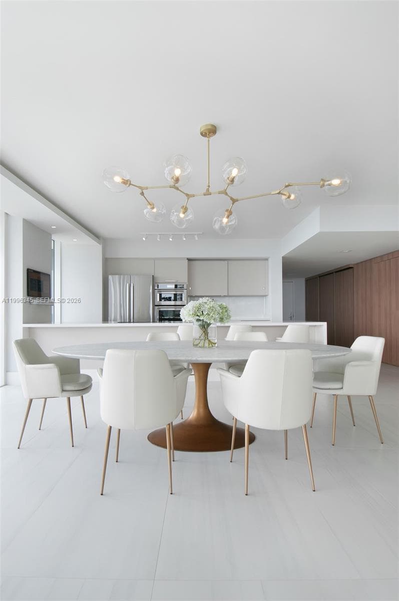 1830 Ocean Dr 1501 photo 17