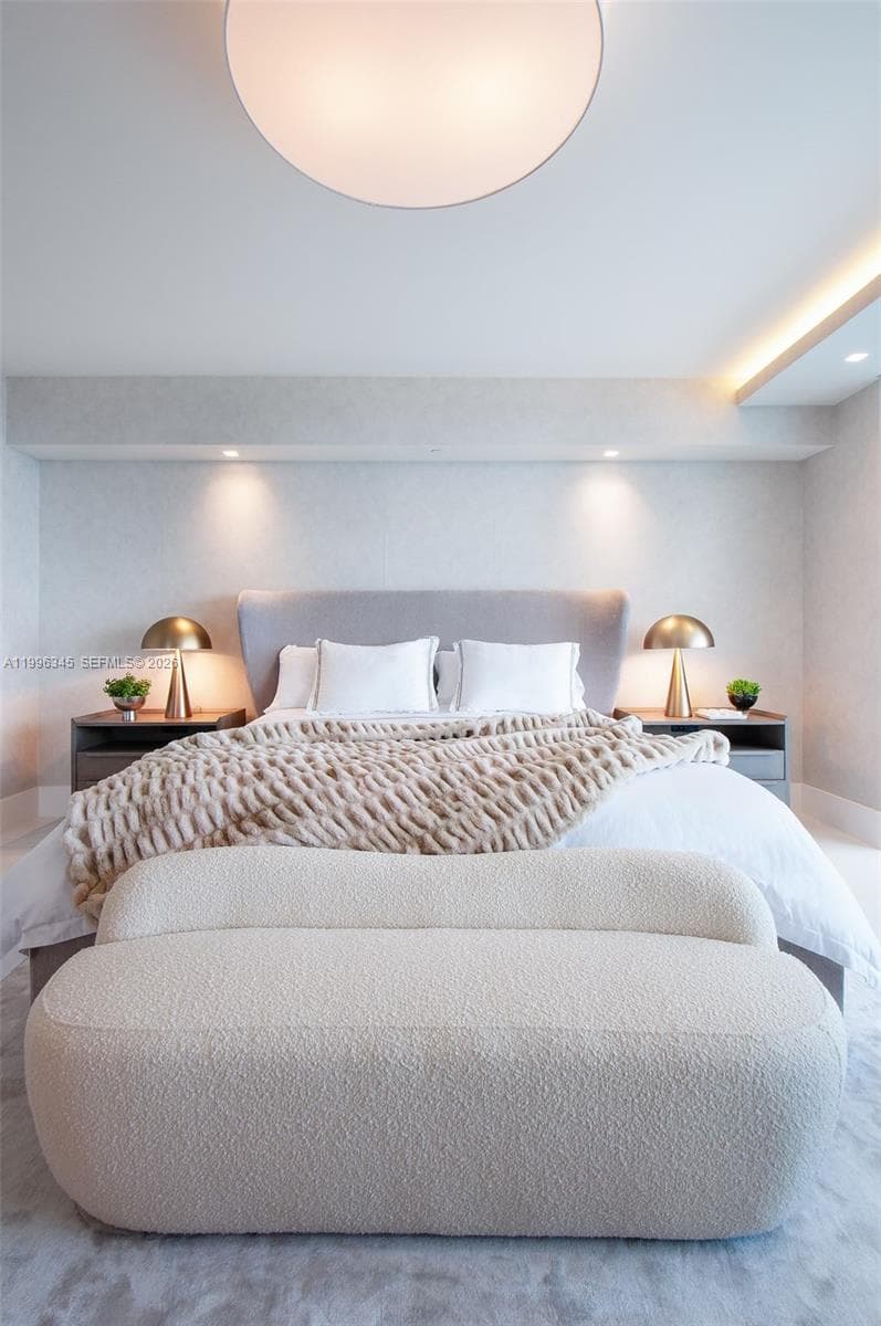 1830 Ocean Dr 1501 photo 22