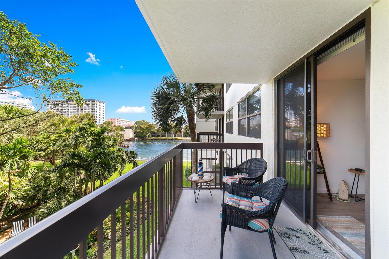 2900 NE 14th Street Causeway 305 photo 14