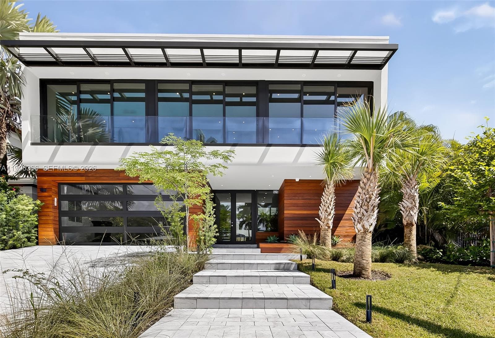 620 Solar Isle Dr photo 4