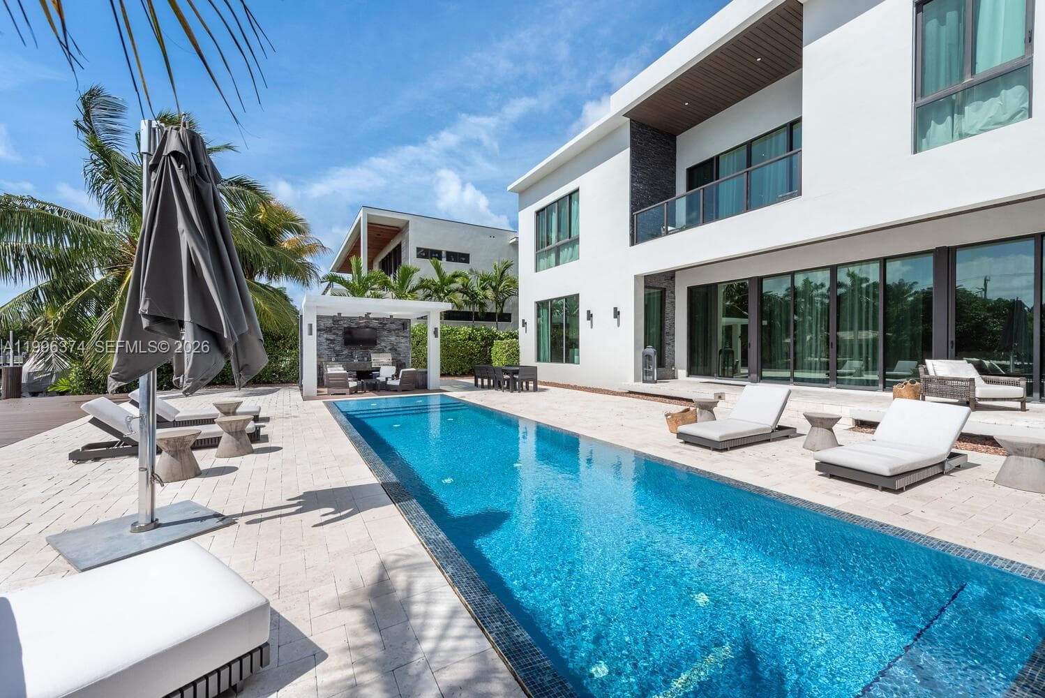 13145 Coronado Ln photo 5