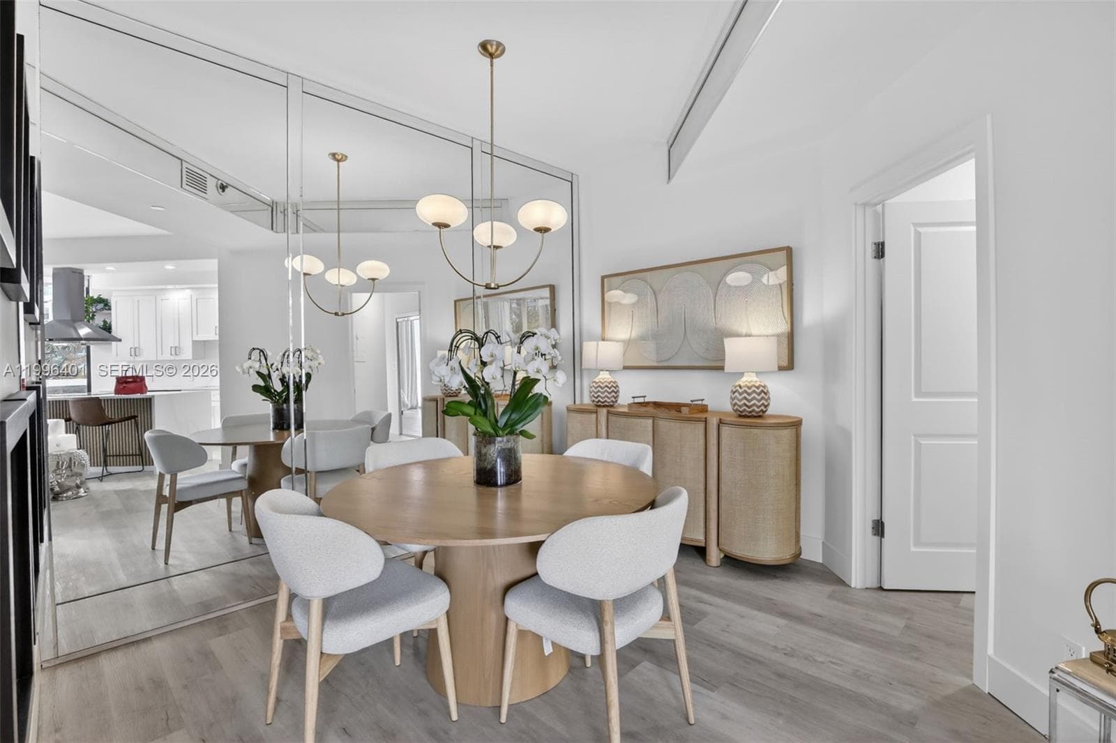 20185 Country Club Dr 204 photo 11