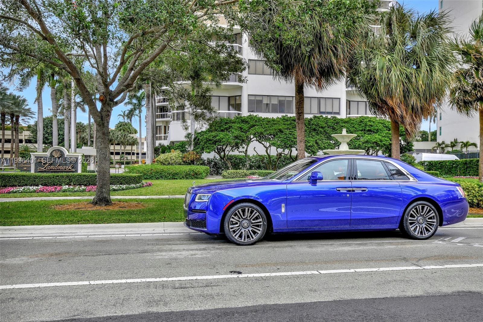 20185 Country Club Dr 204 photo 8