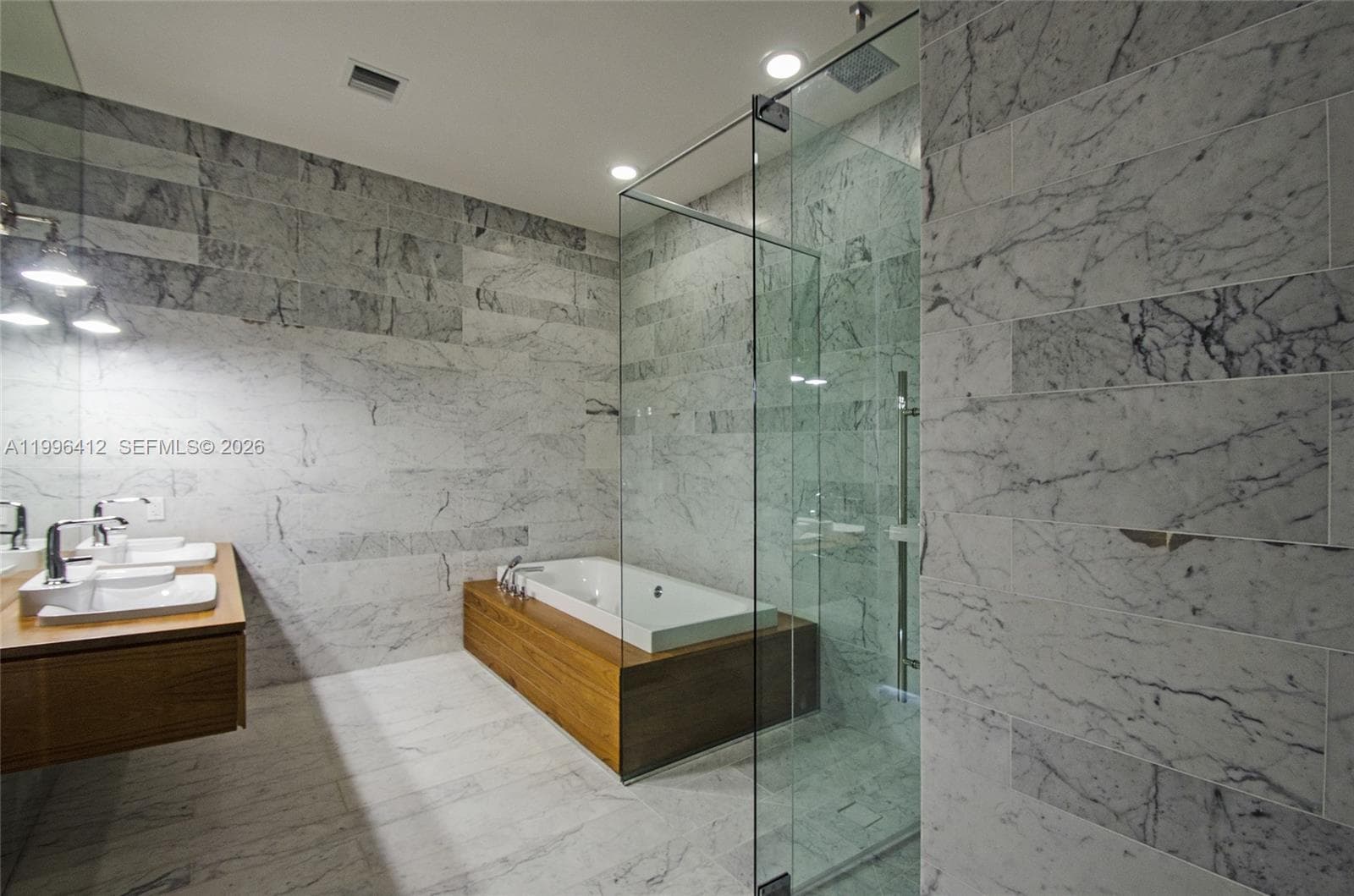 2669 Bayshore Dr 702-N photo 12