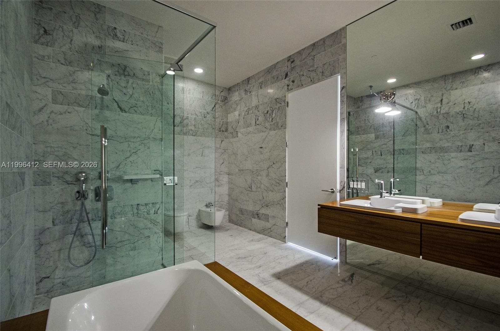 2669 Bayshore Dr 702-N photo 14