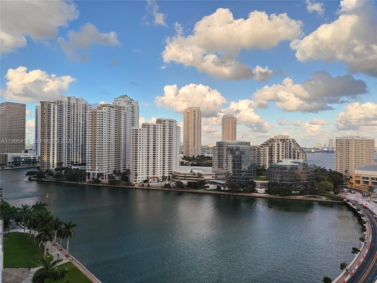 801 Brickell Bay Dr 1961 photo 2