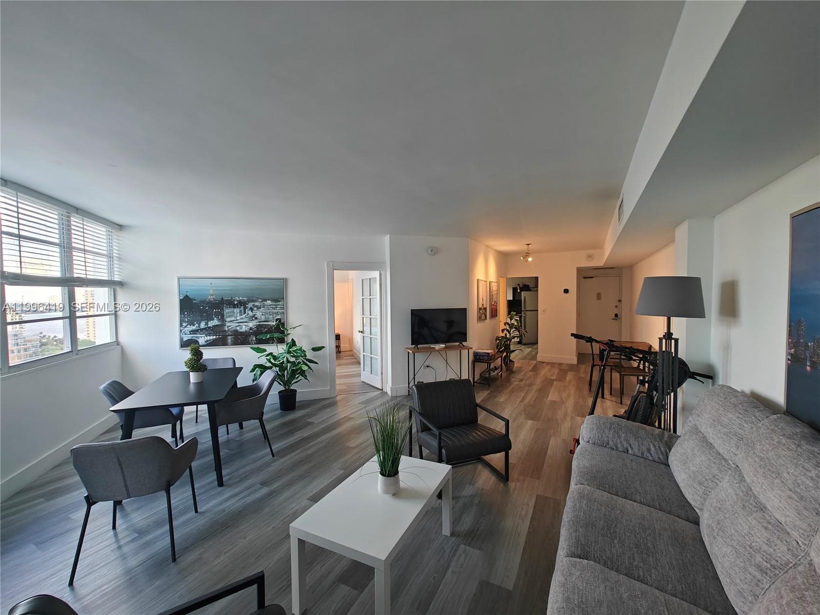 801 Brickell Bay Dr 1961 photo 17