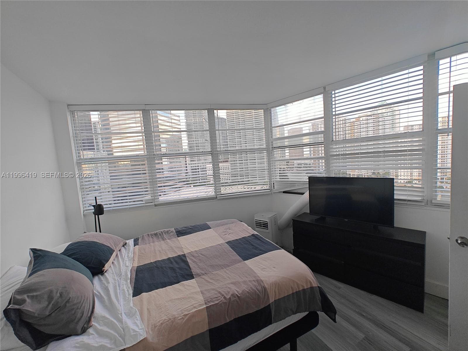 801 Brickell Bay Dr 1961 photo 20