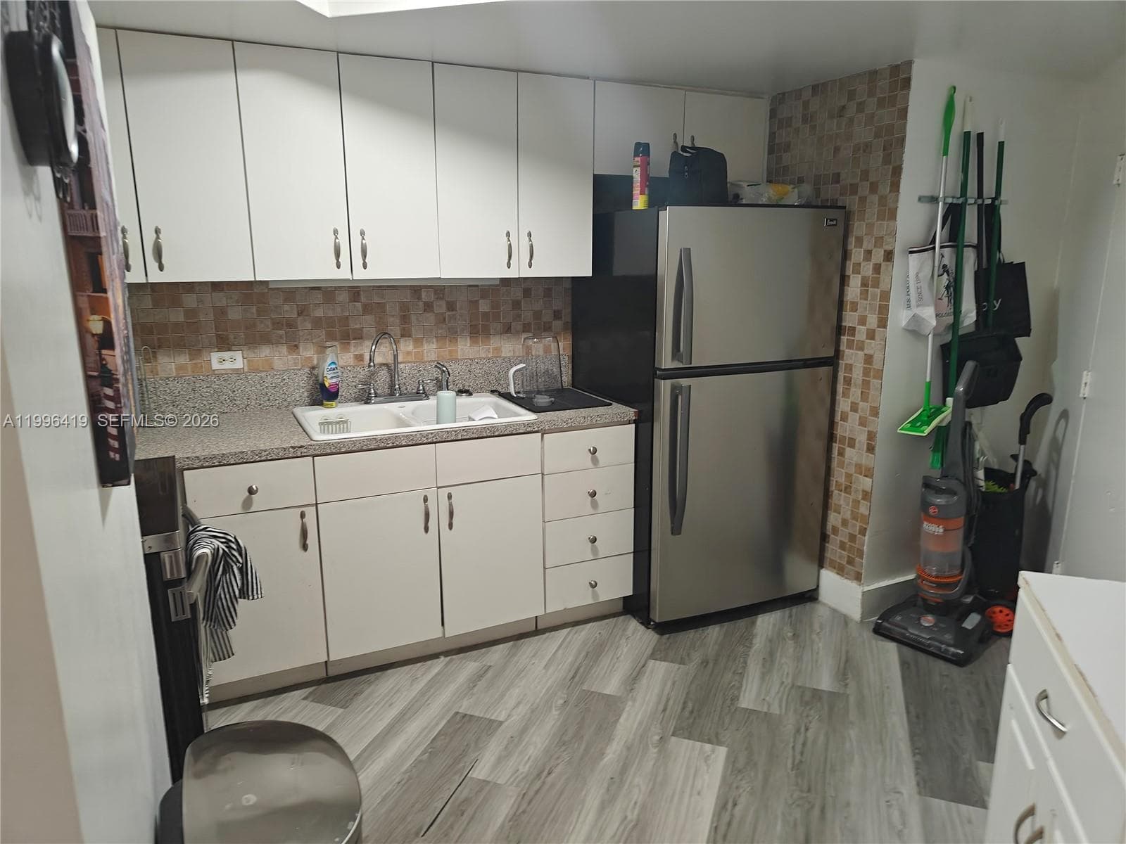 801 Brickell Bay Dr 1961 photo 9