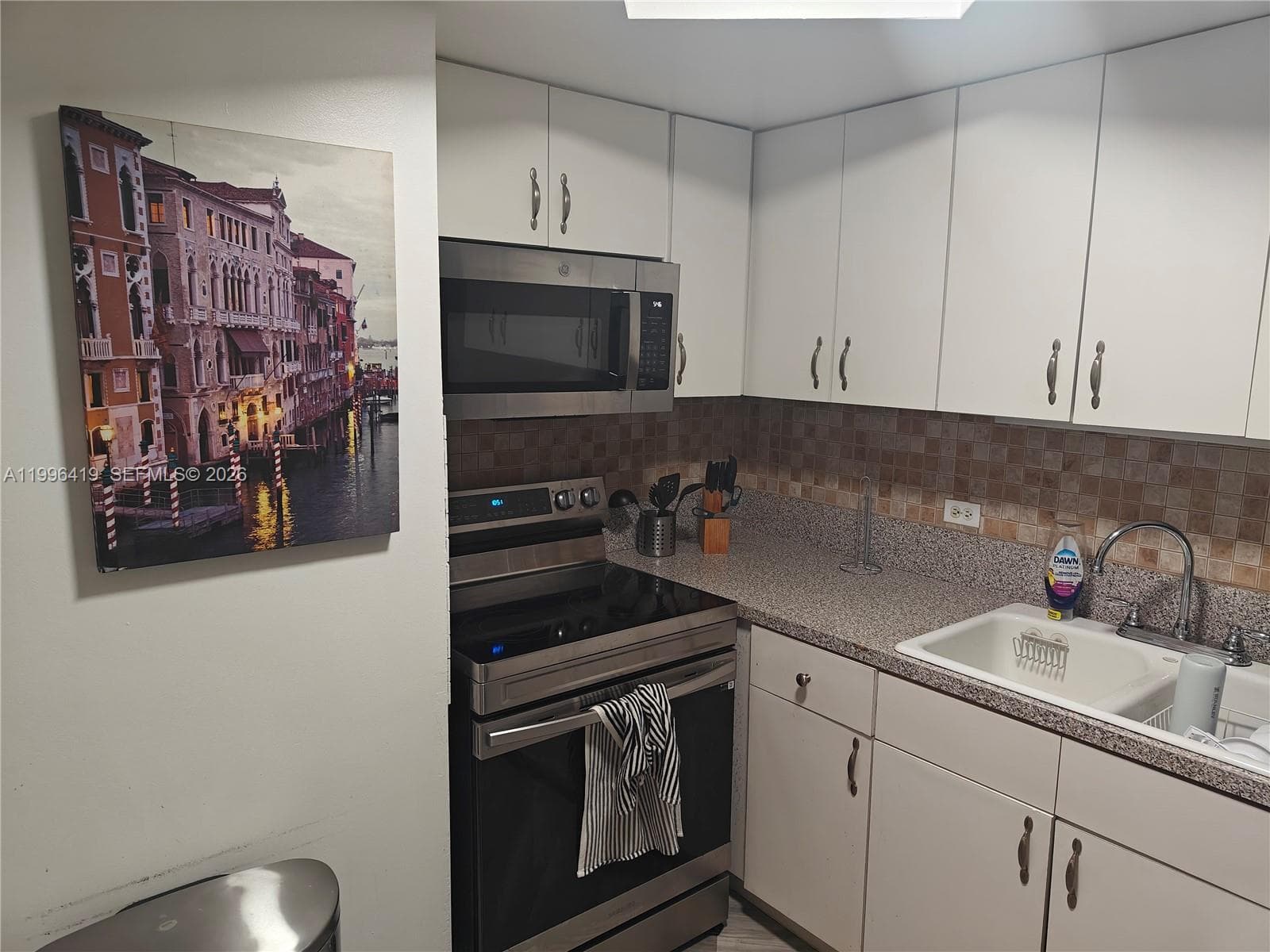 801 Brickell Bay Dr 1961 photo 10