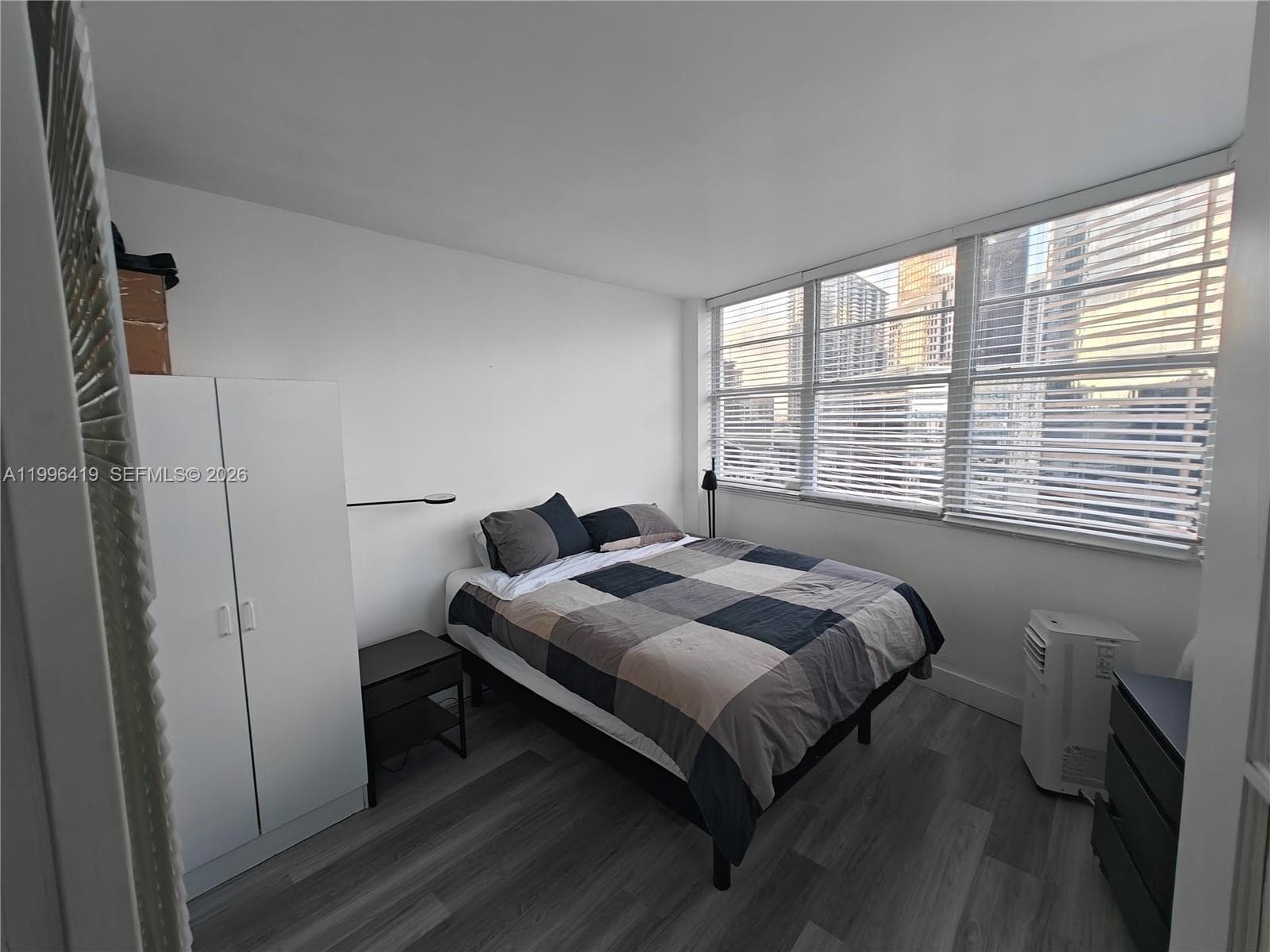 801 Brickell Bay Dr 1961 photo 18