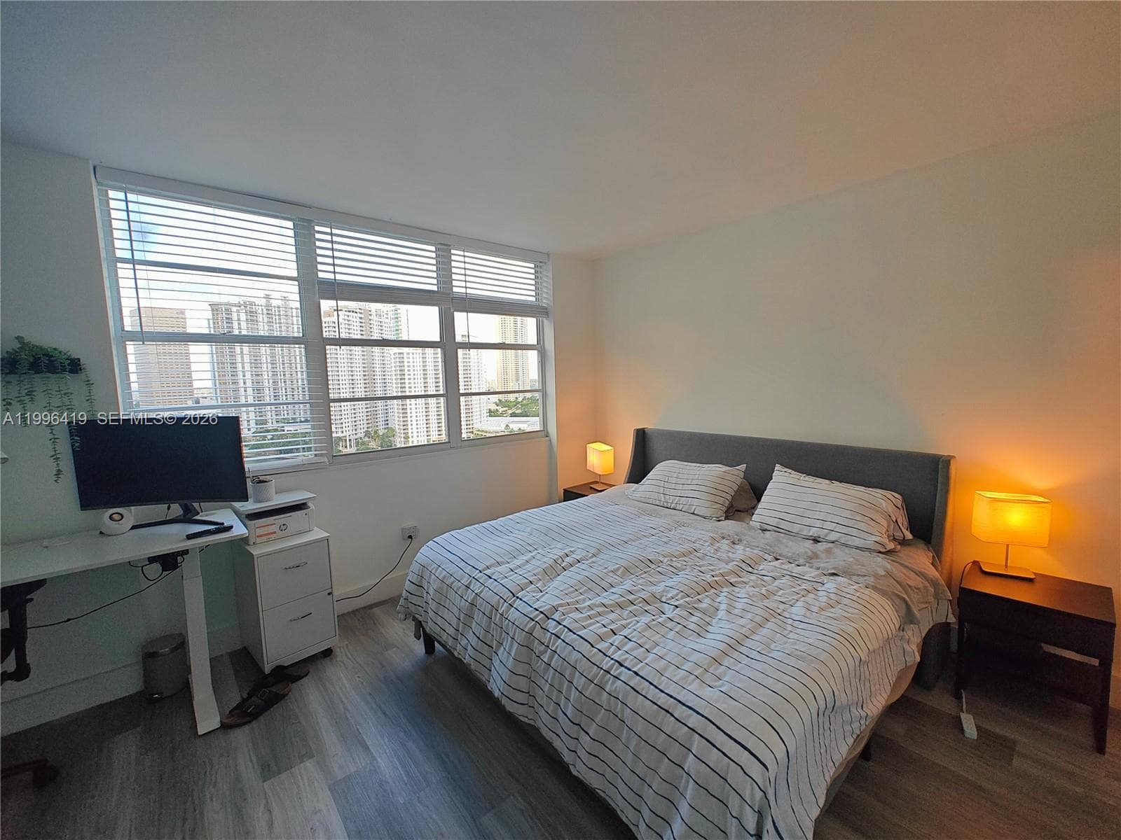 801 Brickell Bay Dr 1961 photo 25