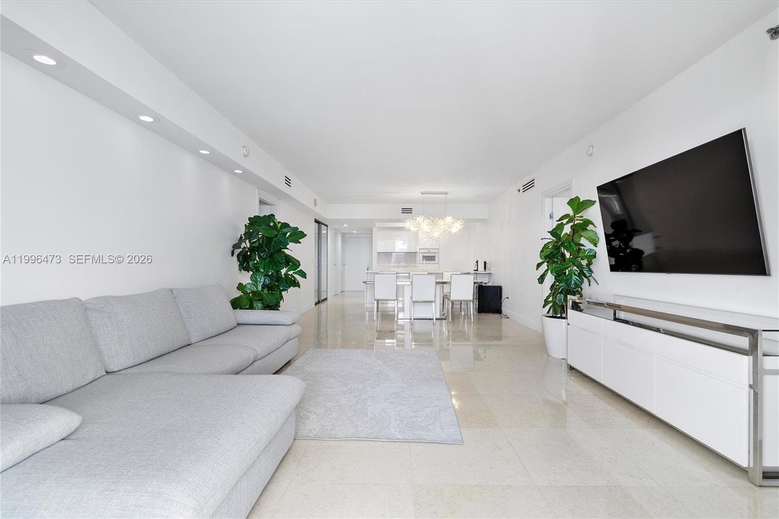 1830 Ocean Dr 4503 photo 7