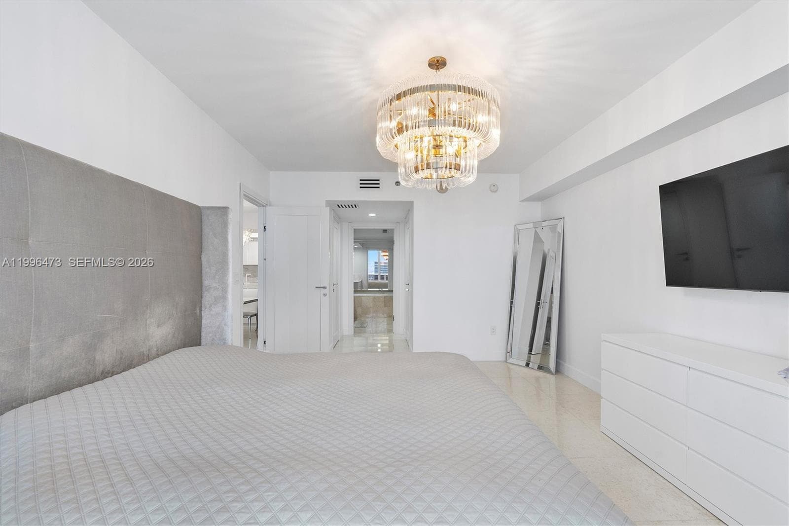 1830 Ocean Dr 4503 photo 15