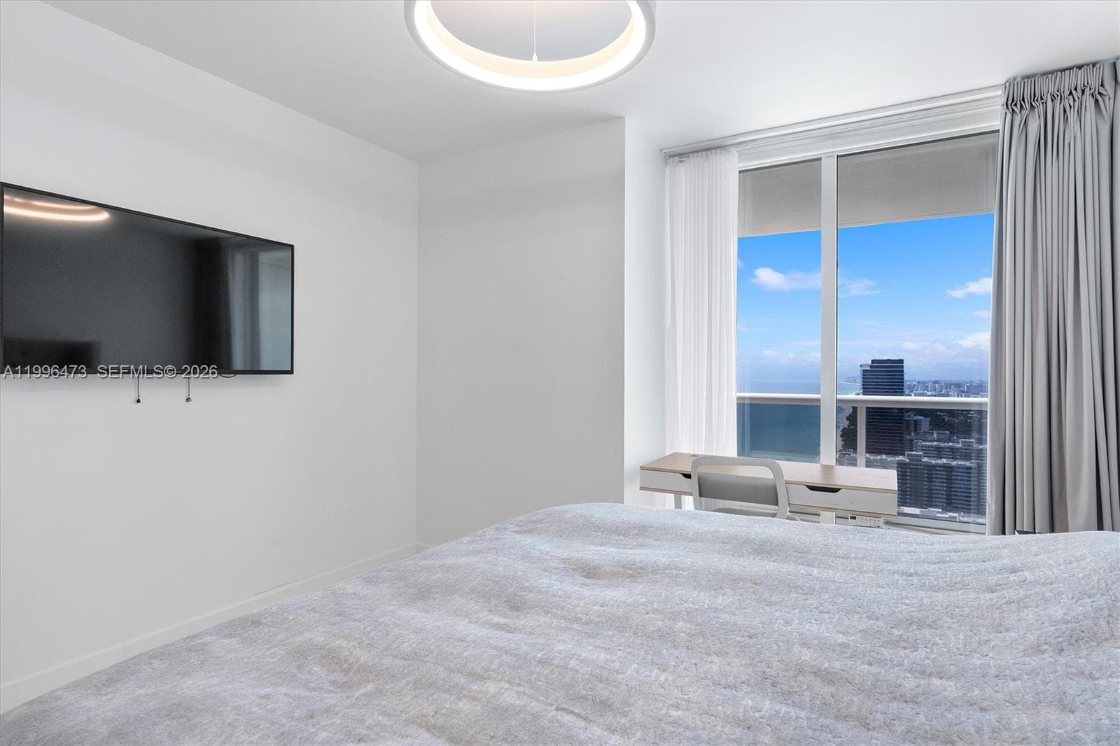 1830 Ocean Dr 4503 photo 25