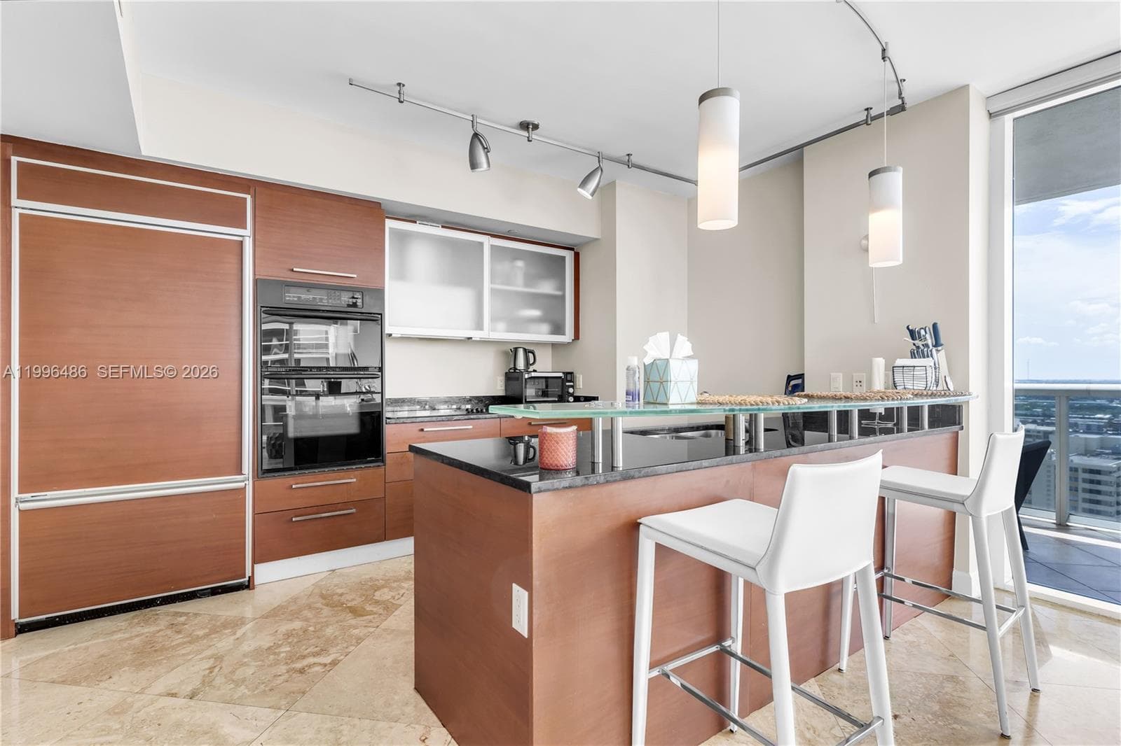 1830 Ocean Dr 2608 photo 17