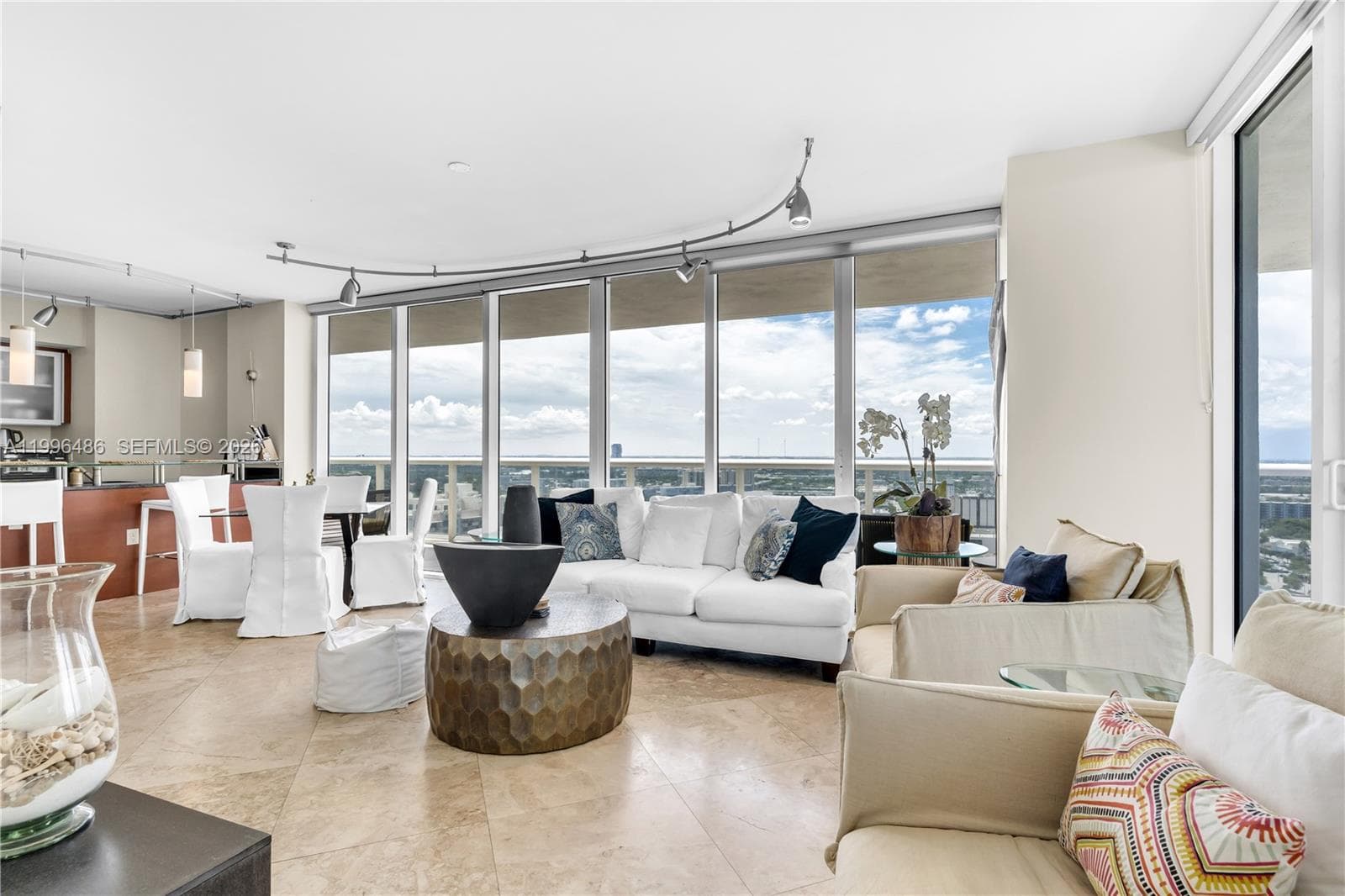 1830 Ocean Dr 2608 photo 20