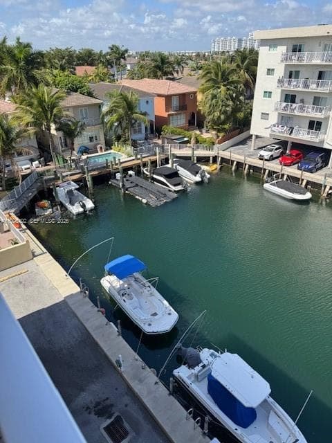 3545 167th St 503 photo 11