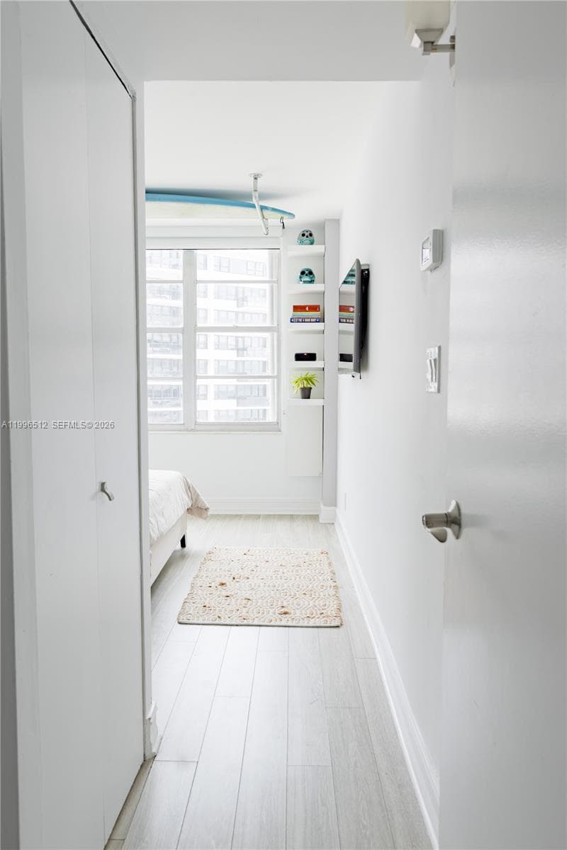 5161 Collins Ave 1102 photo 13