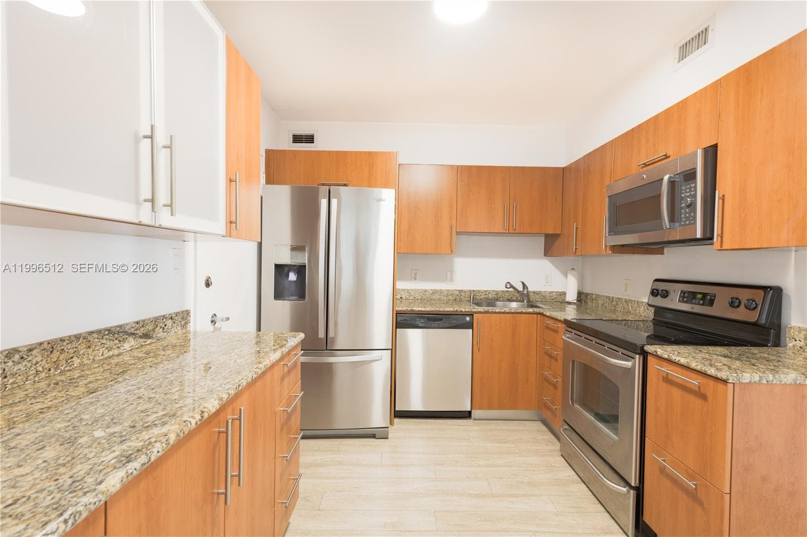 5161 Collins Ave 1102 photo 7