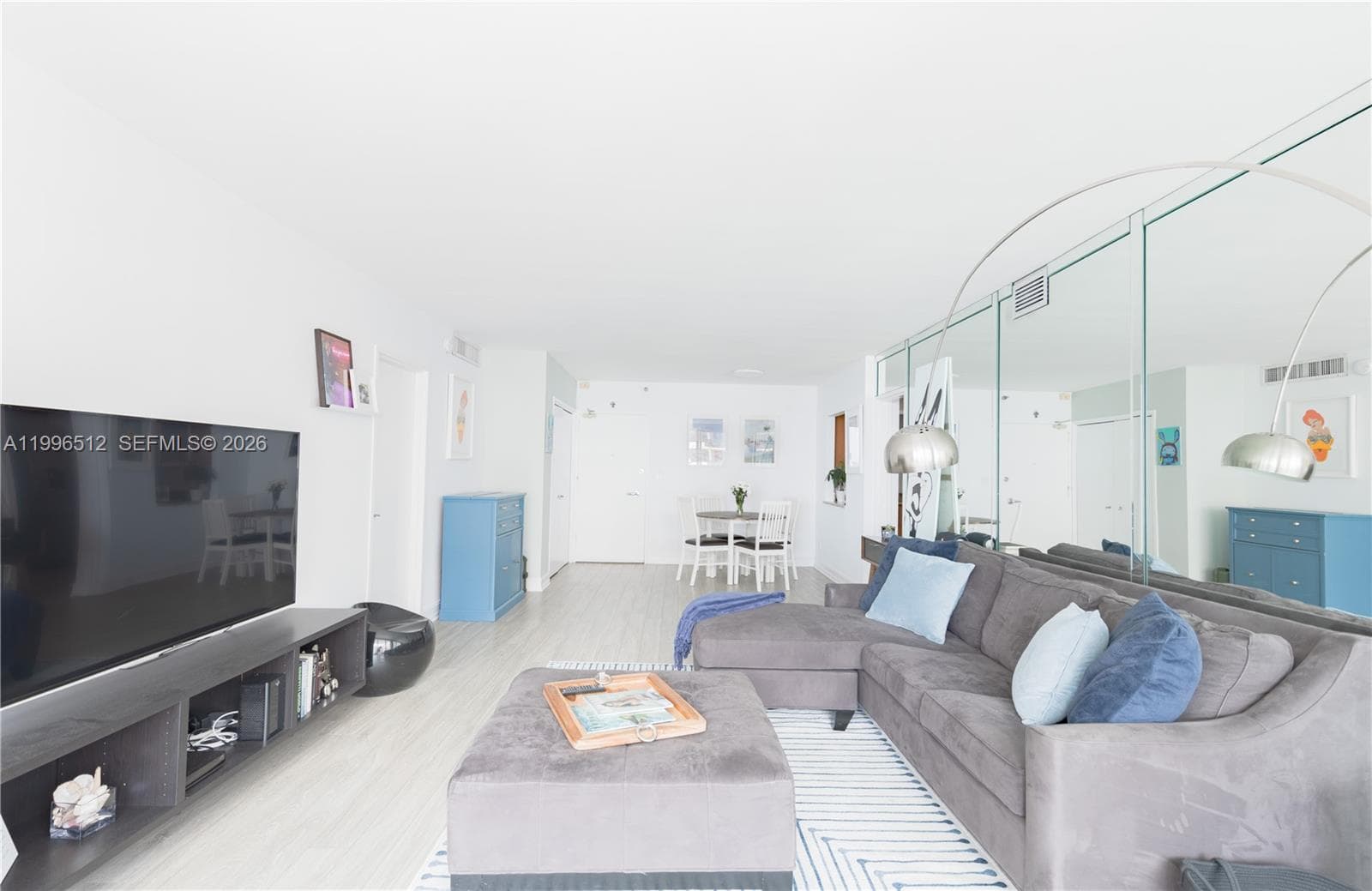 5161 Collins Ave 1102 photo 3