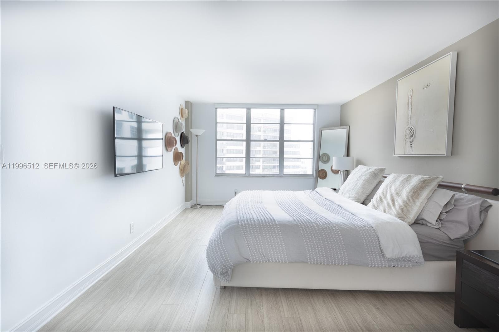 5161 Collins Ave 1102 photo 9