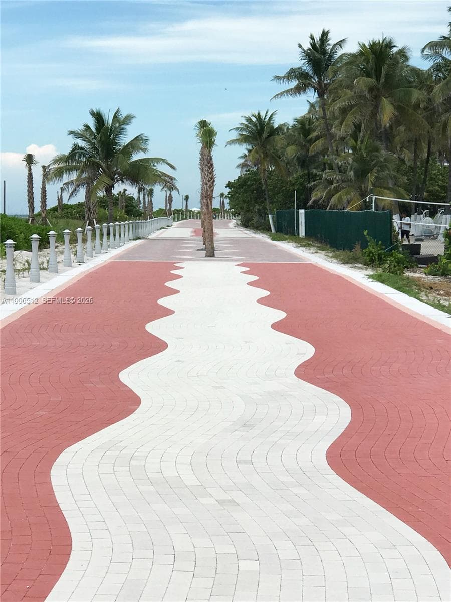 5161 Collins Ave 1102 photo 21