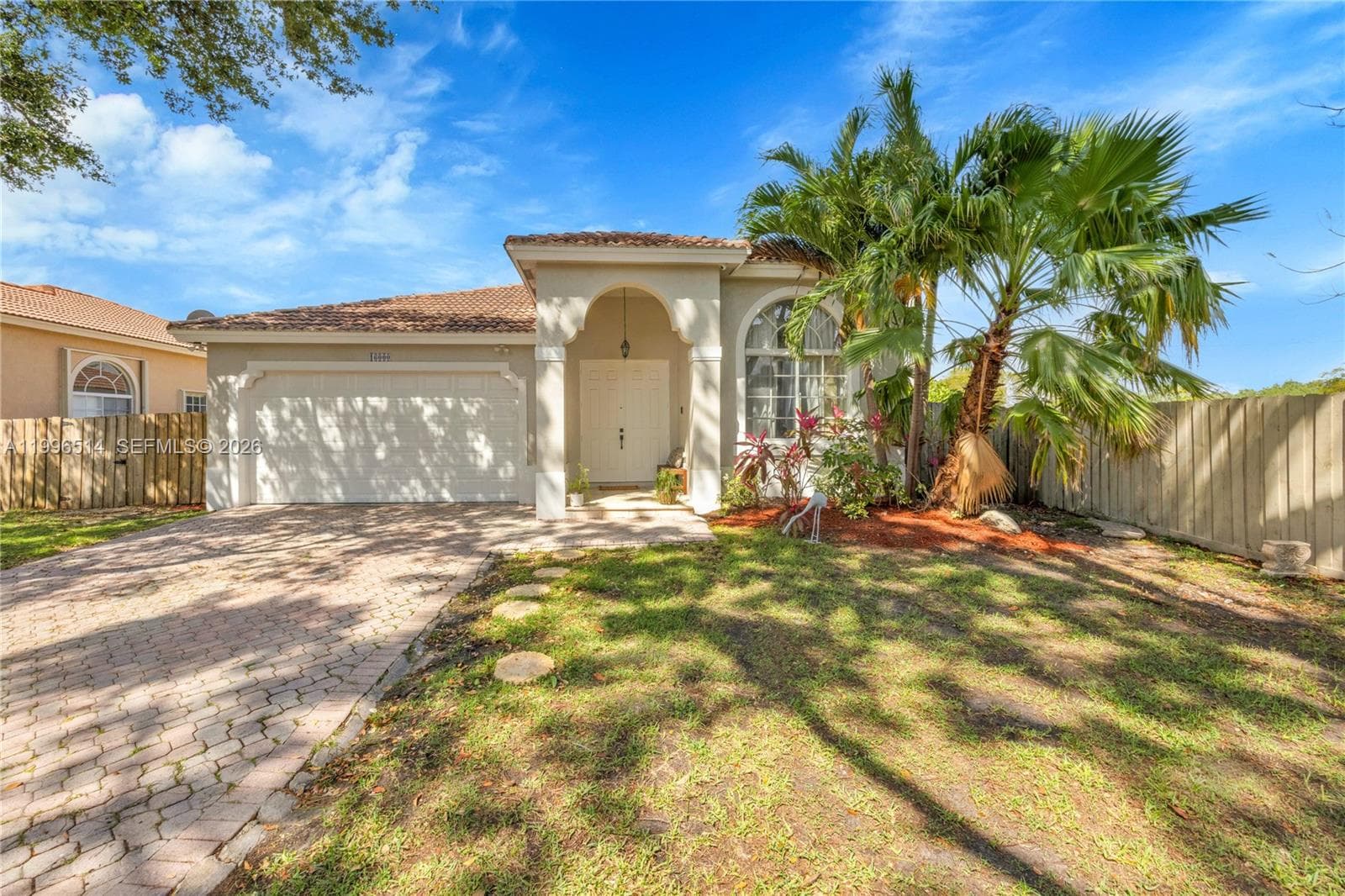 16000 SW 91st Ct photo 1