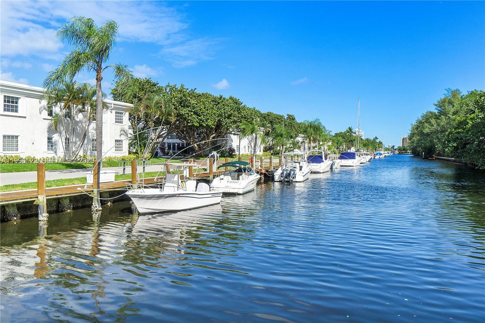 6259 Bay Club Dr 3 photo 14