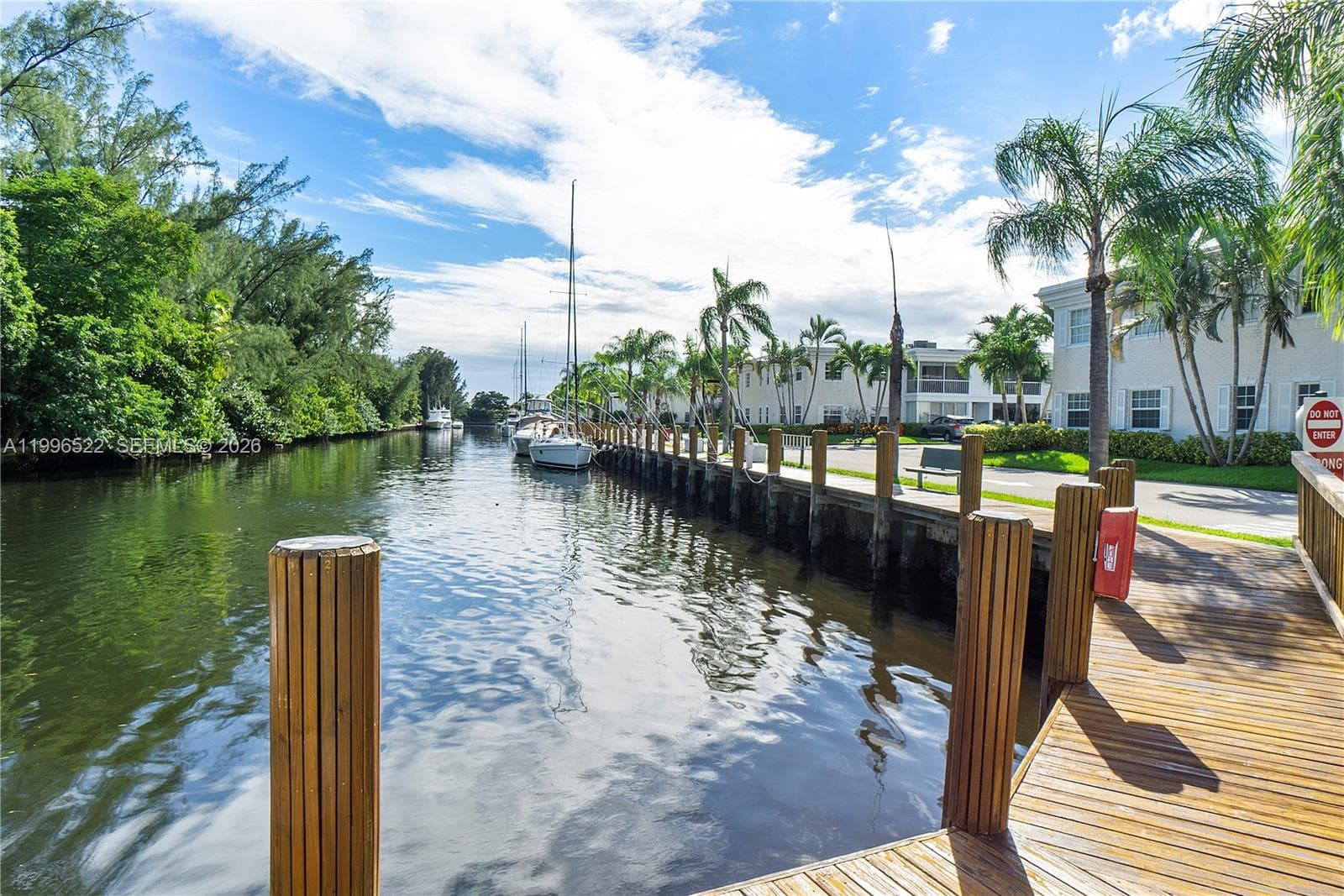 6259 Bay Club Dr 3 photo 15