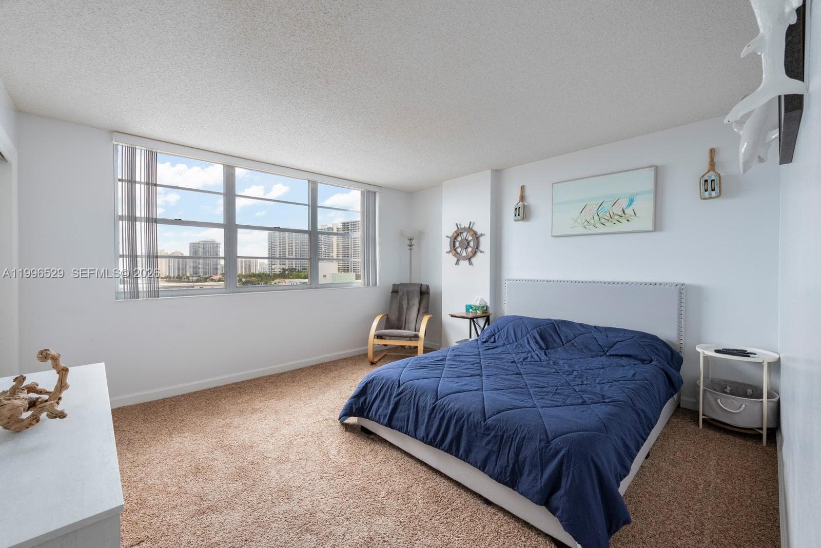 3161 Ocean Dr 809 photo 19