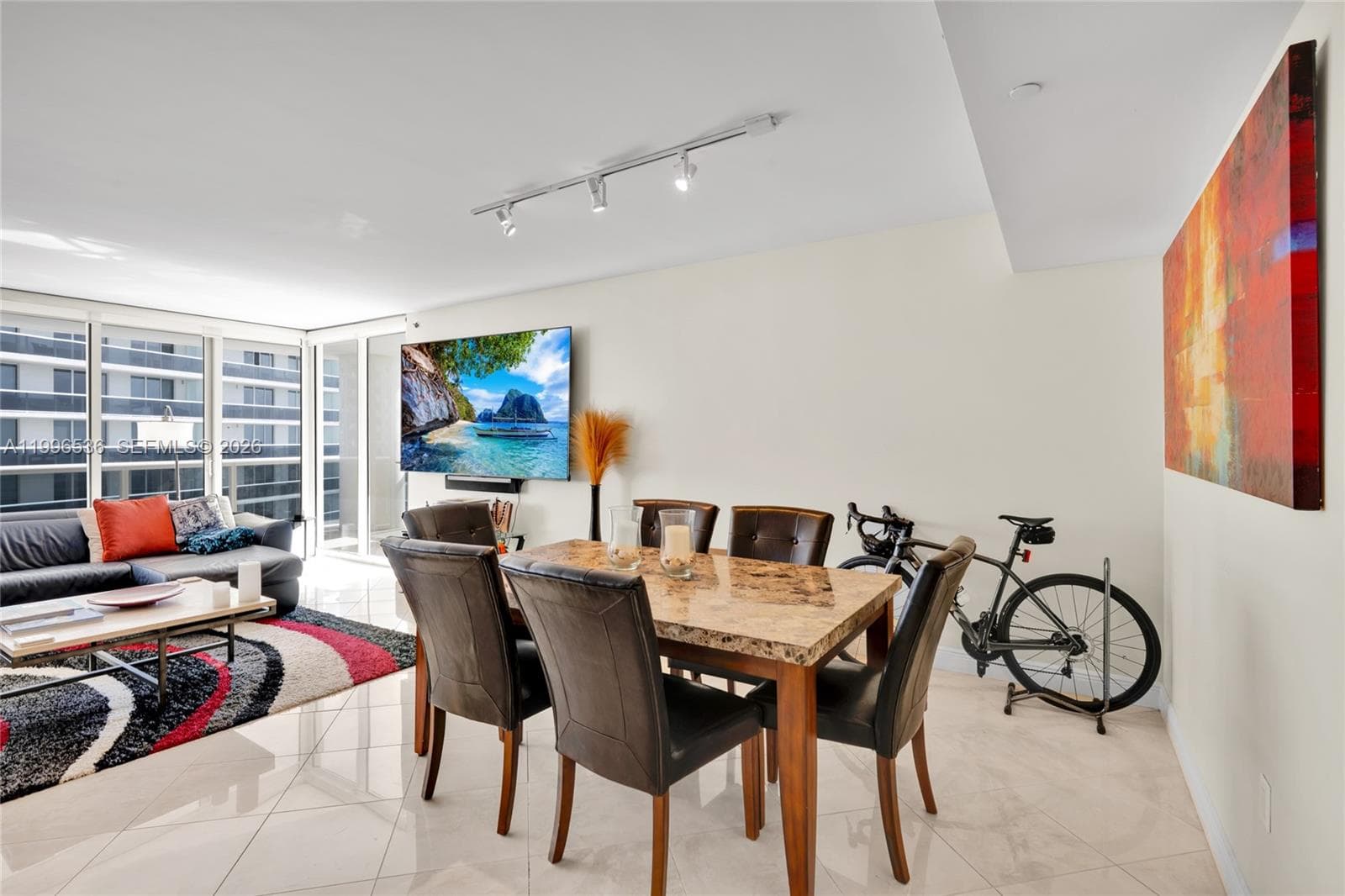 1850 Ocean Dr 3510 photo 3