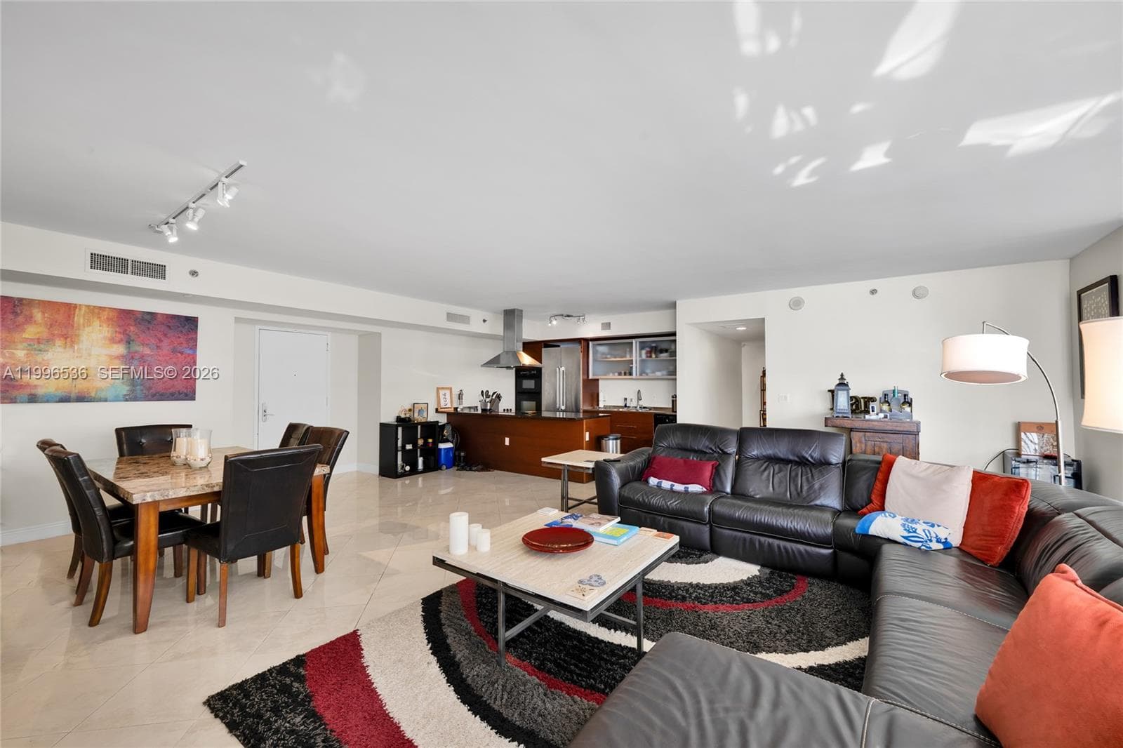 1850 Ocean Dr 3510 photo 9