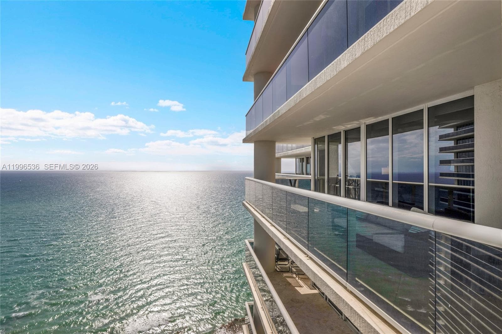 1850 Ocean Dr 3510 photo 25