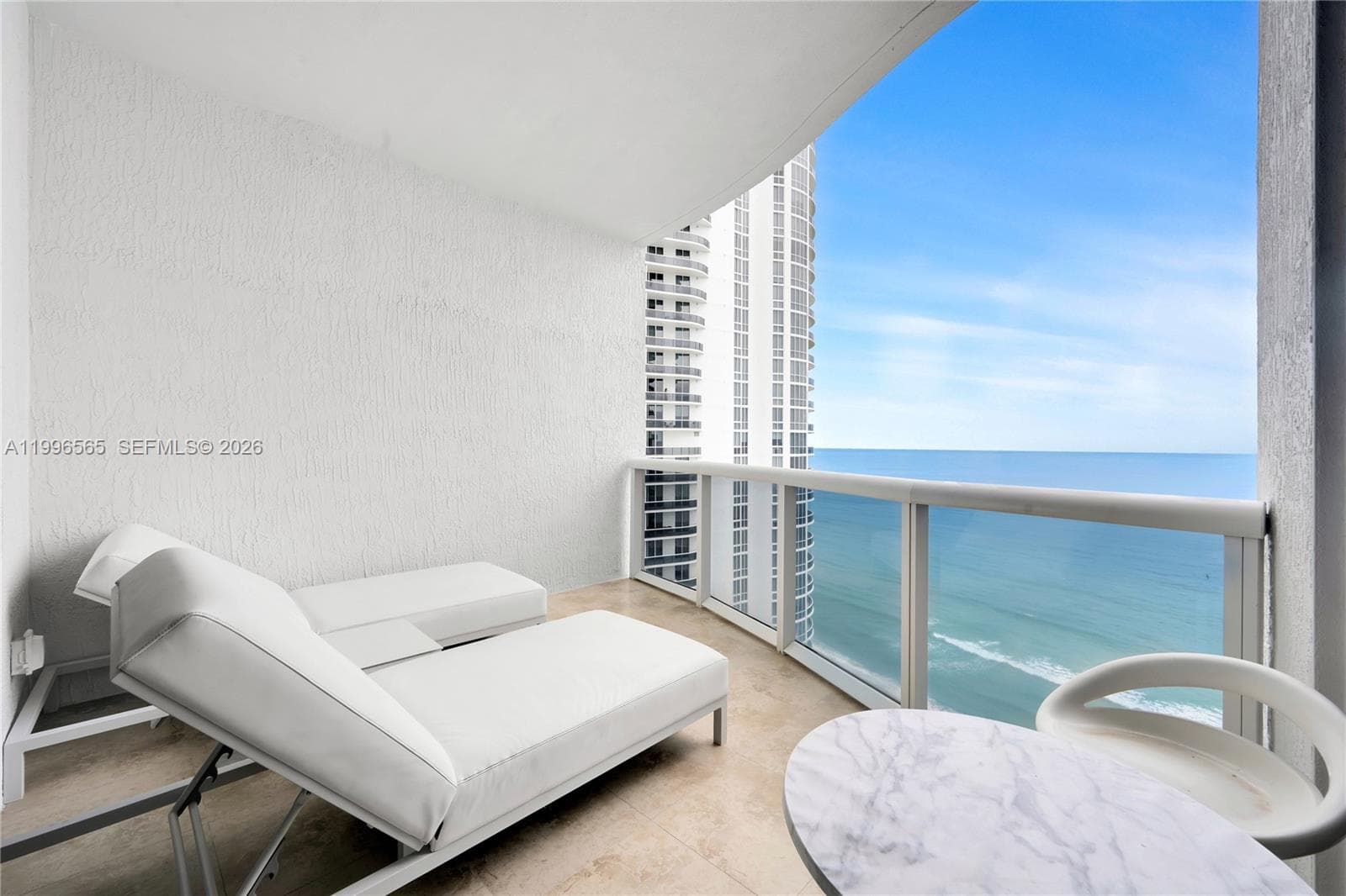 15901 Collins Ave 2104 photo 2