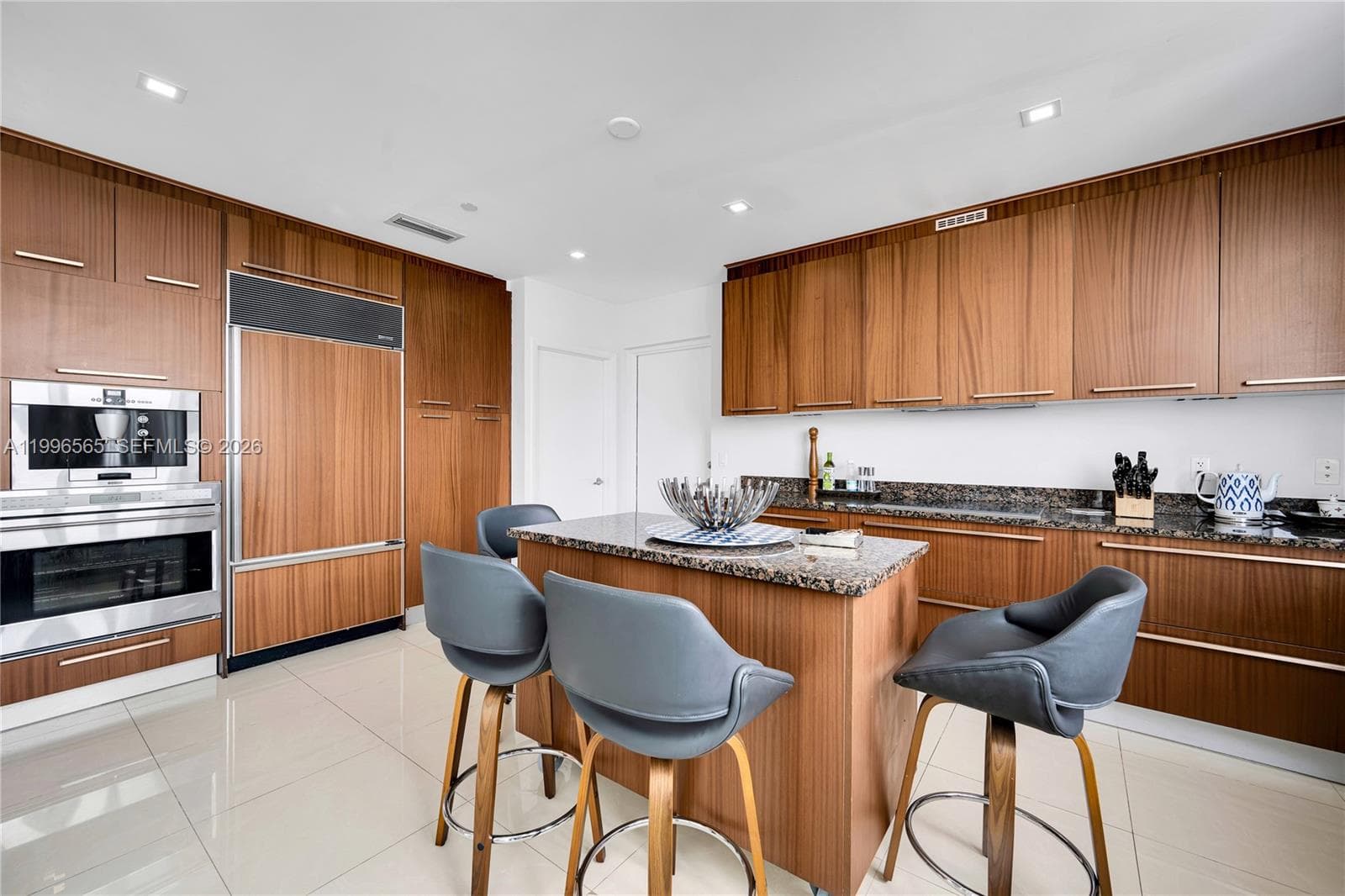 15901 Collins Ave 2104 photo 13