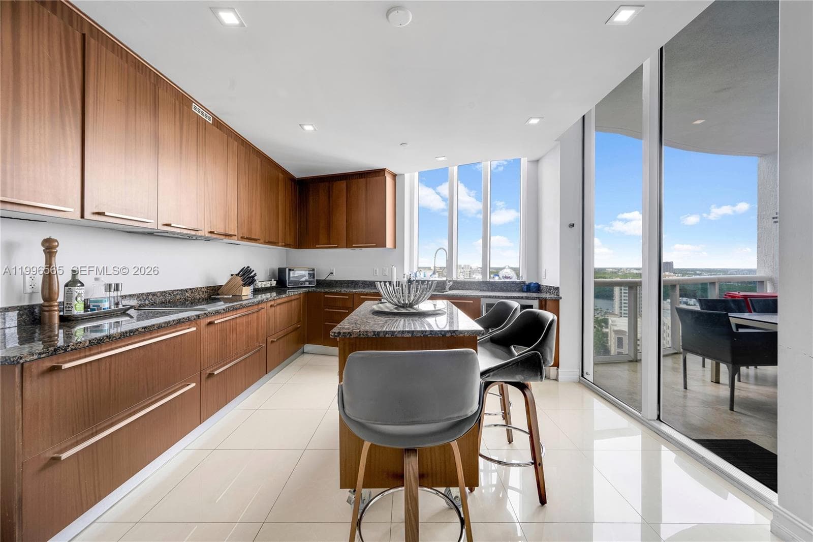 15901 Collins Ave 2104 photo 12