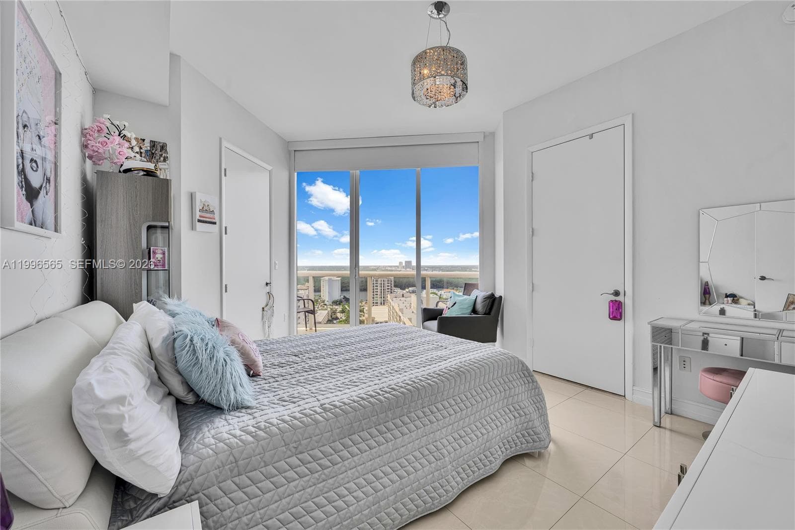 15901 Collins Ave 2104 photo 22