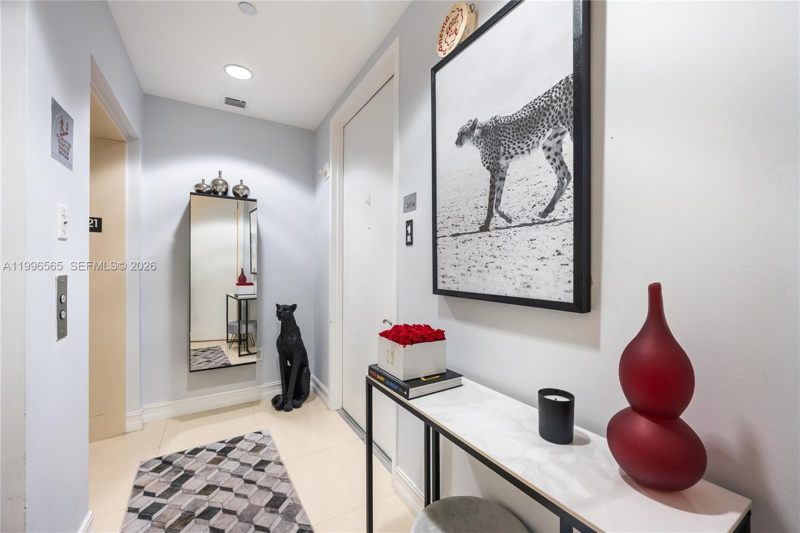 15901 Collins Ave 2104 photo 4