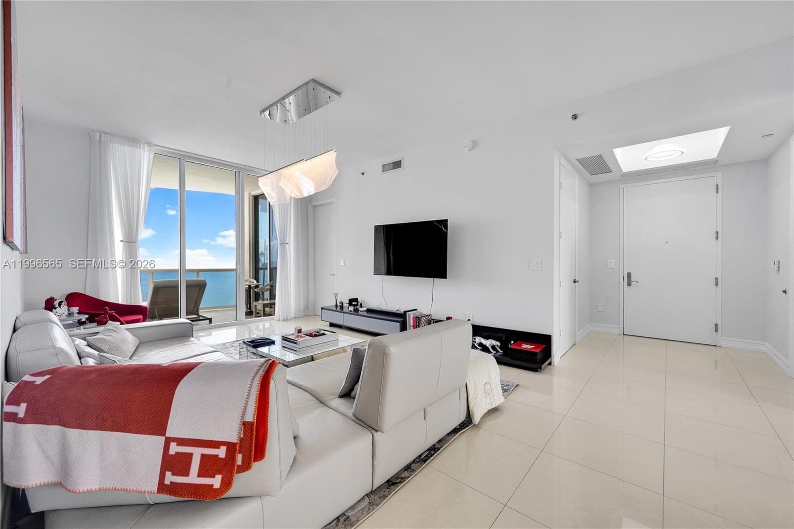 15901 Collins Ave 2104 photo 8
