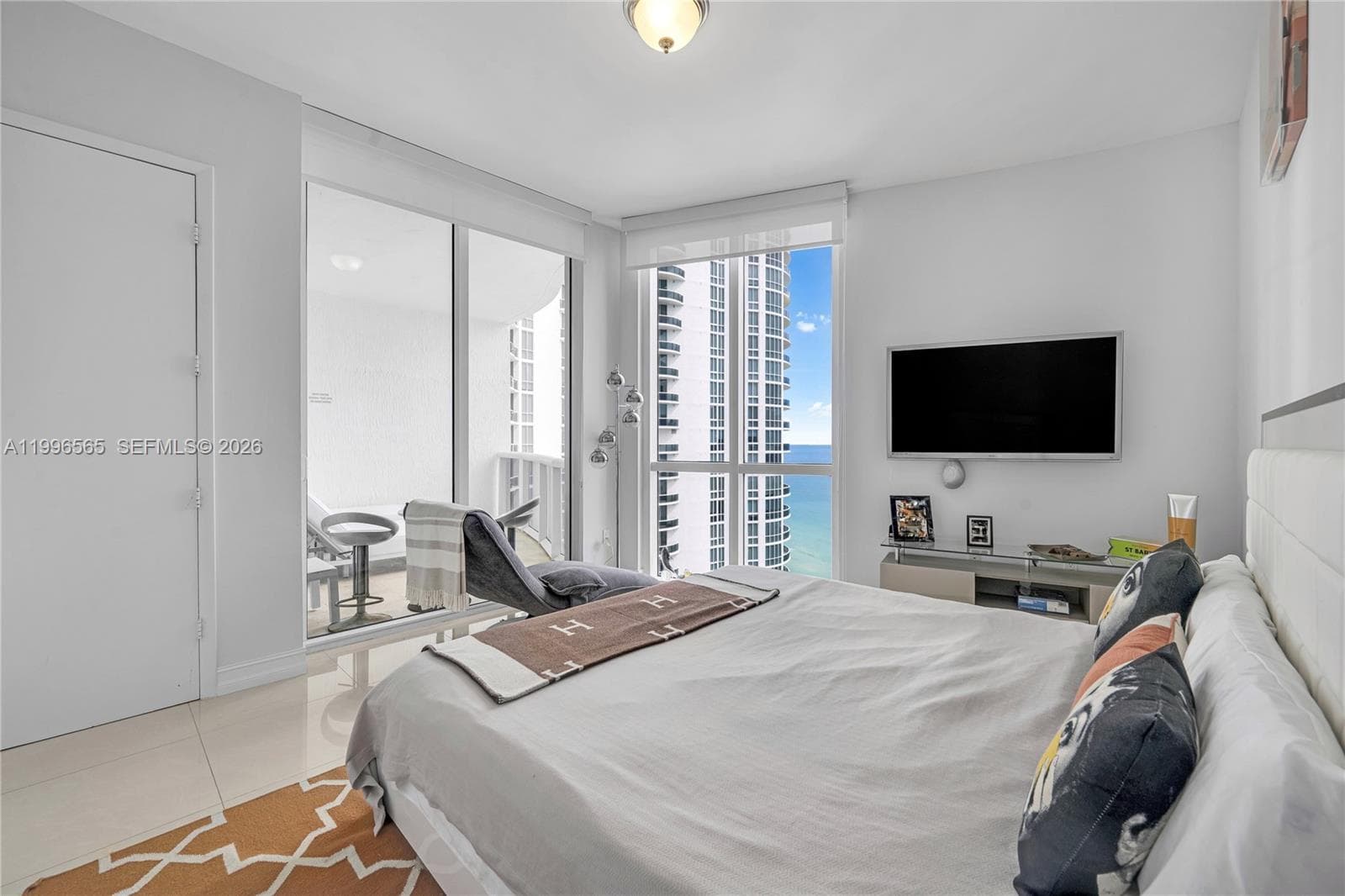 15901 Collins Ave 2104 photo 21