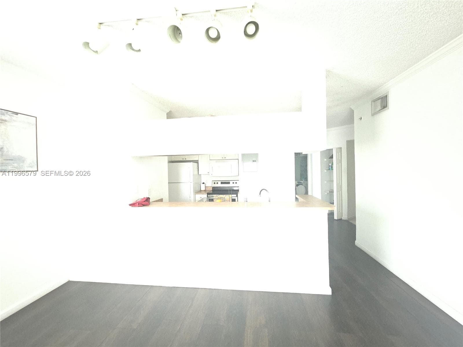 17150 Bay Rd 2316 photo 4