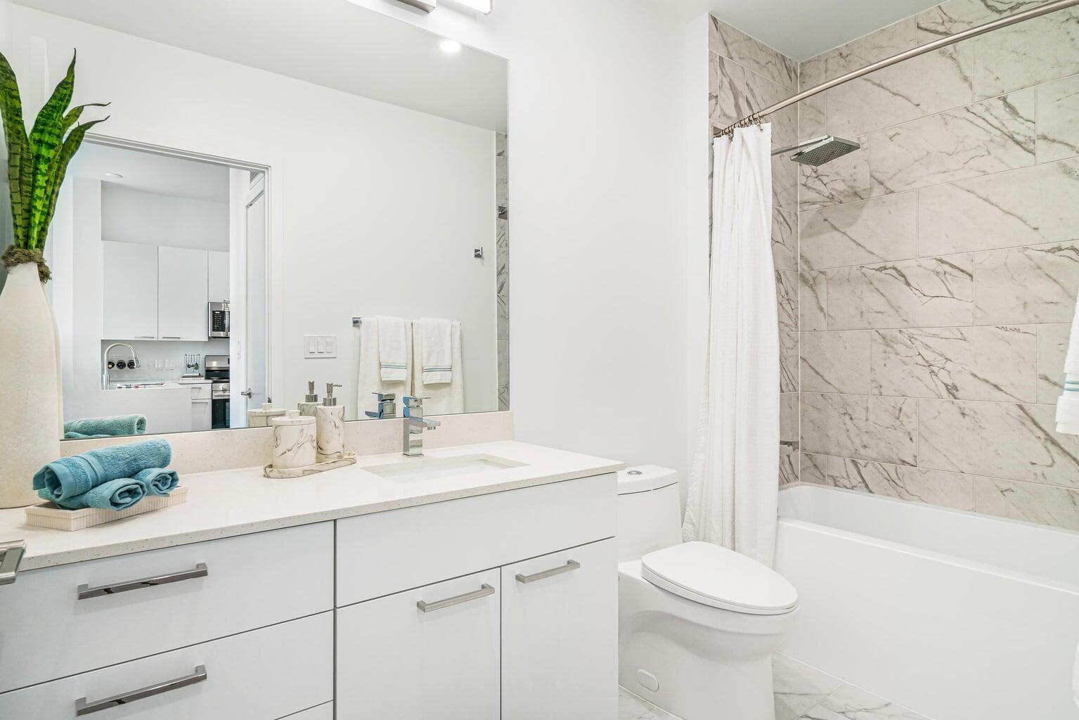 2121 Broward Avenue 223 photo 6