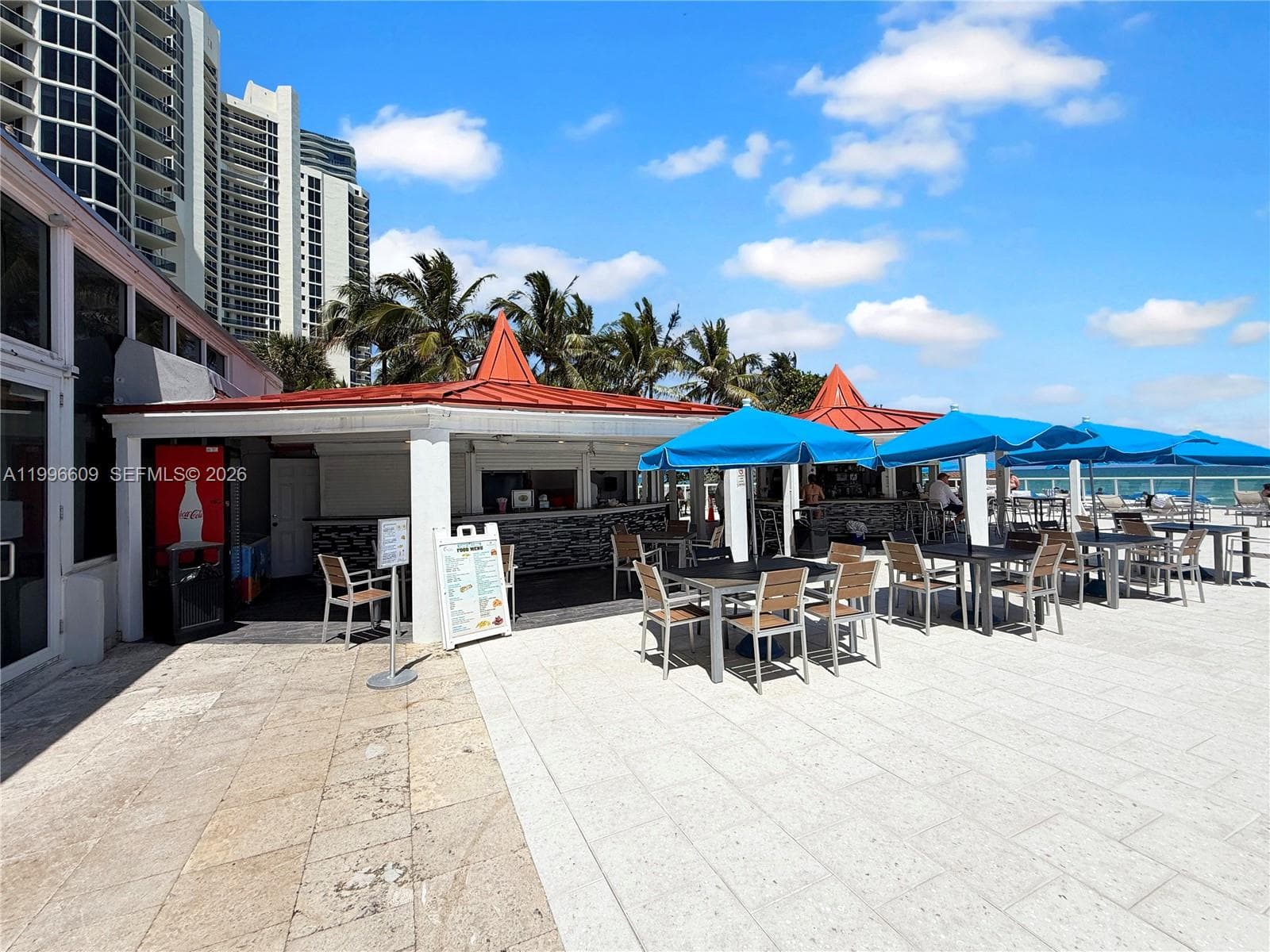 19201 Collins Ave 623 photo 10