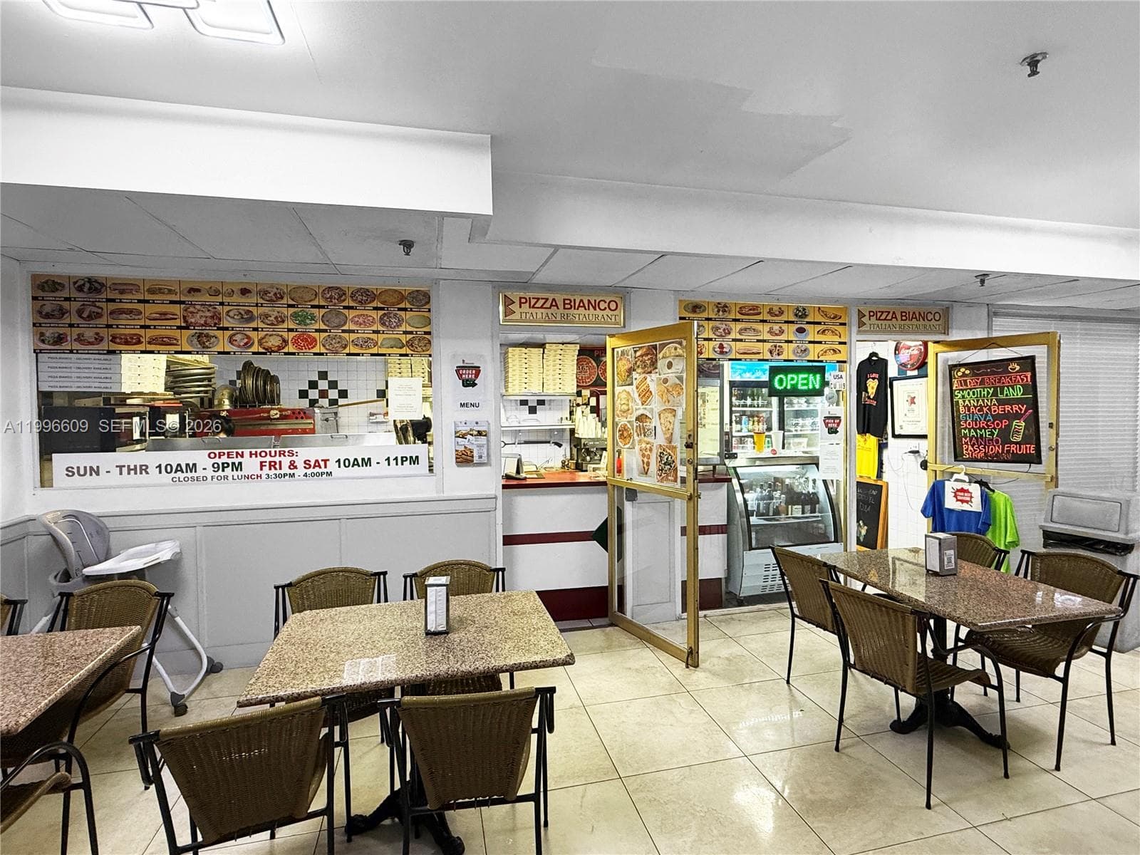 19201 Collins Ave 623 photo 11