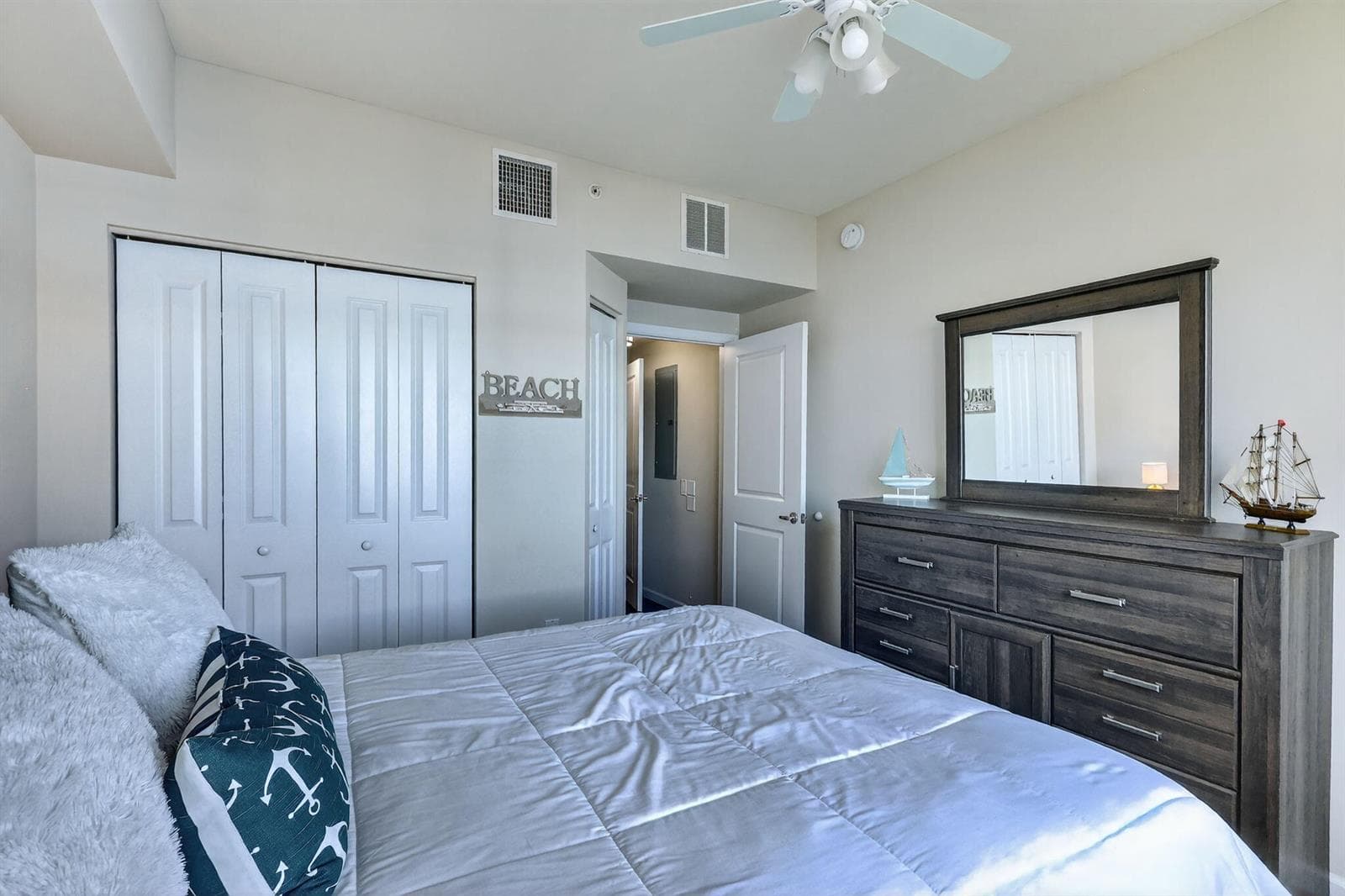 415 NW Flagler Avenue 403 photo 22