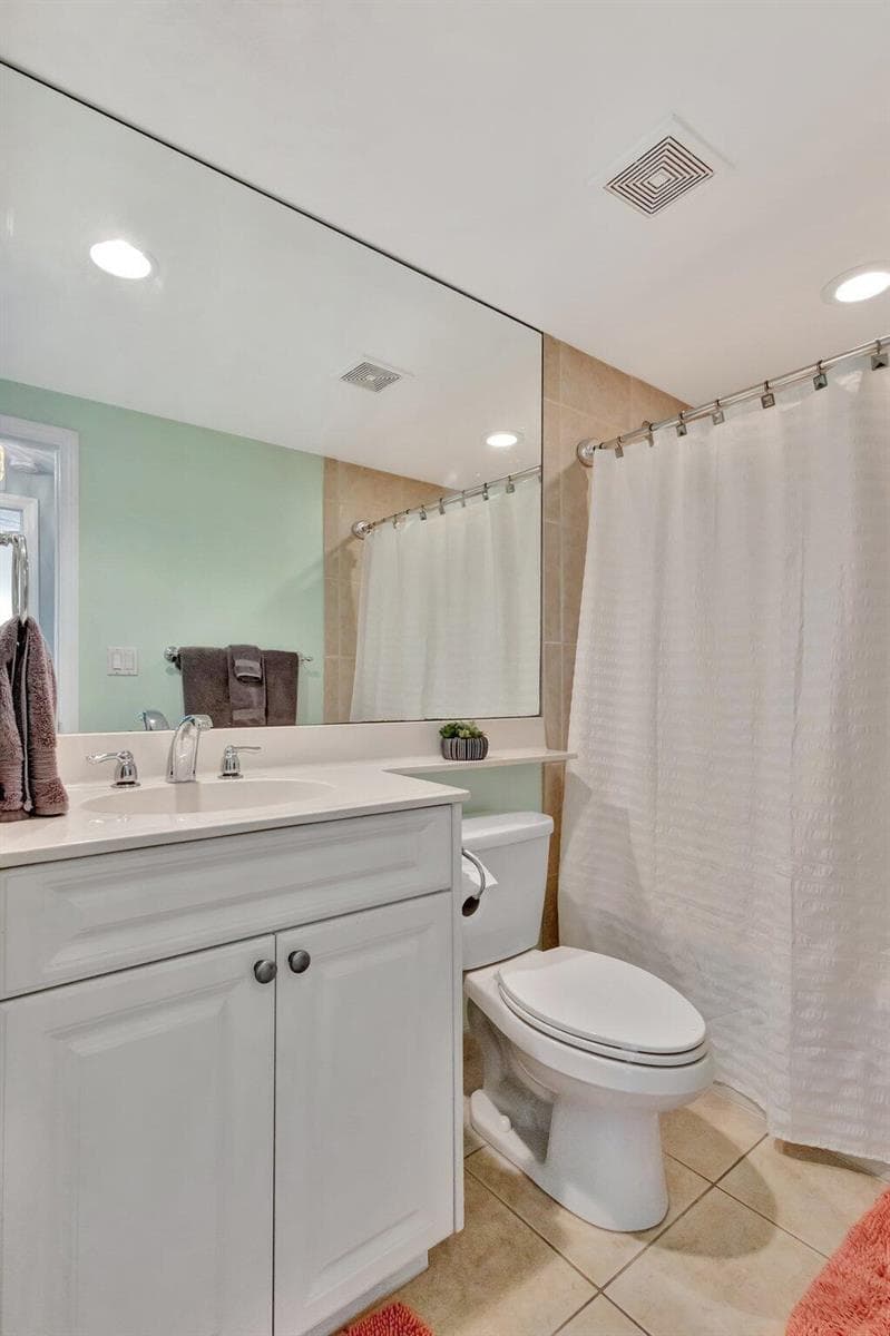 975 NW Flagler Avenue 407 photo 18