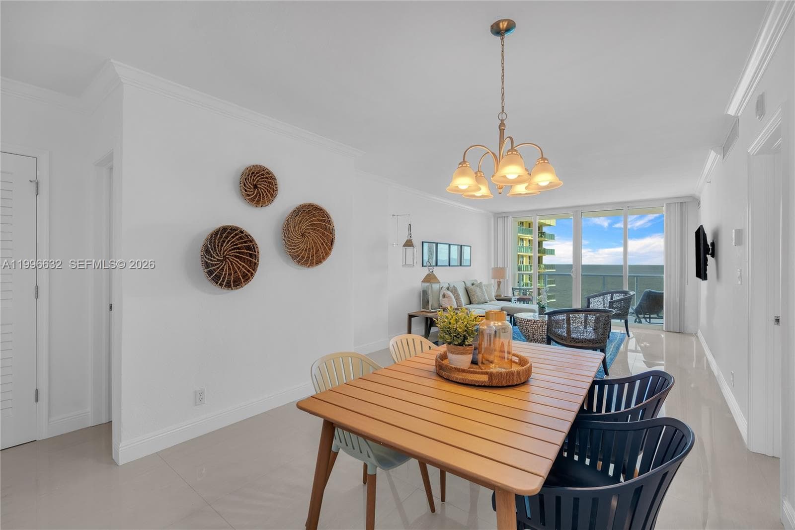 2501 Ocean Dr 1521 photo 12